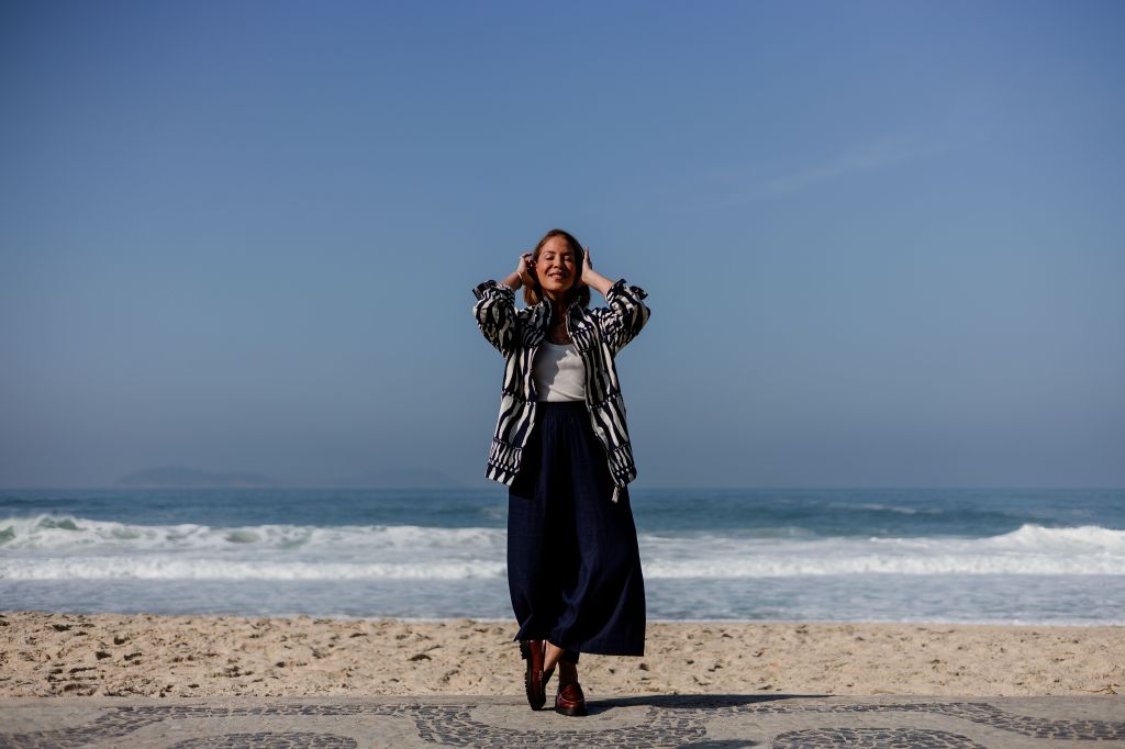 Júlia Almeida, filha de Manoel Carlos, assumiu o comando da produtora Boa Palavra
