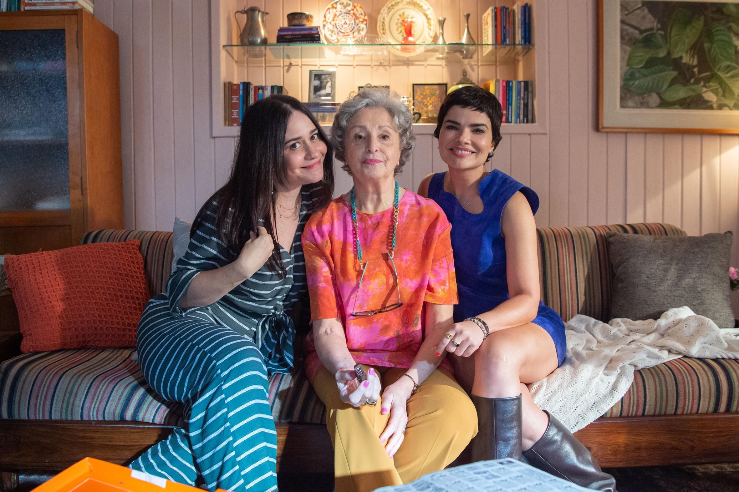 Guida (Alessandra Negrini), Cotinha (Ana Lucia Torre) e Leonor (Vanessa Giacomo) • Globo/Estevam Avellar