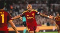 Malen anota hat-trick, e Roma goleia Fiorentina pela Serie A
