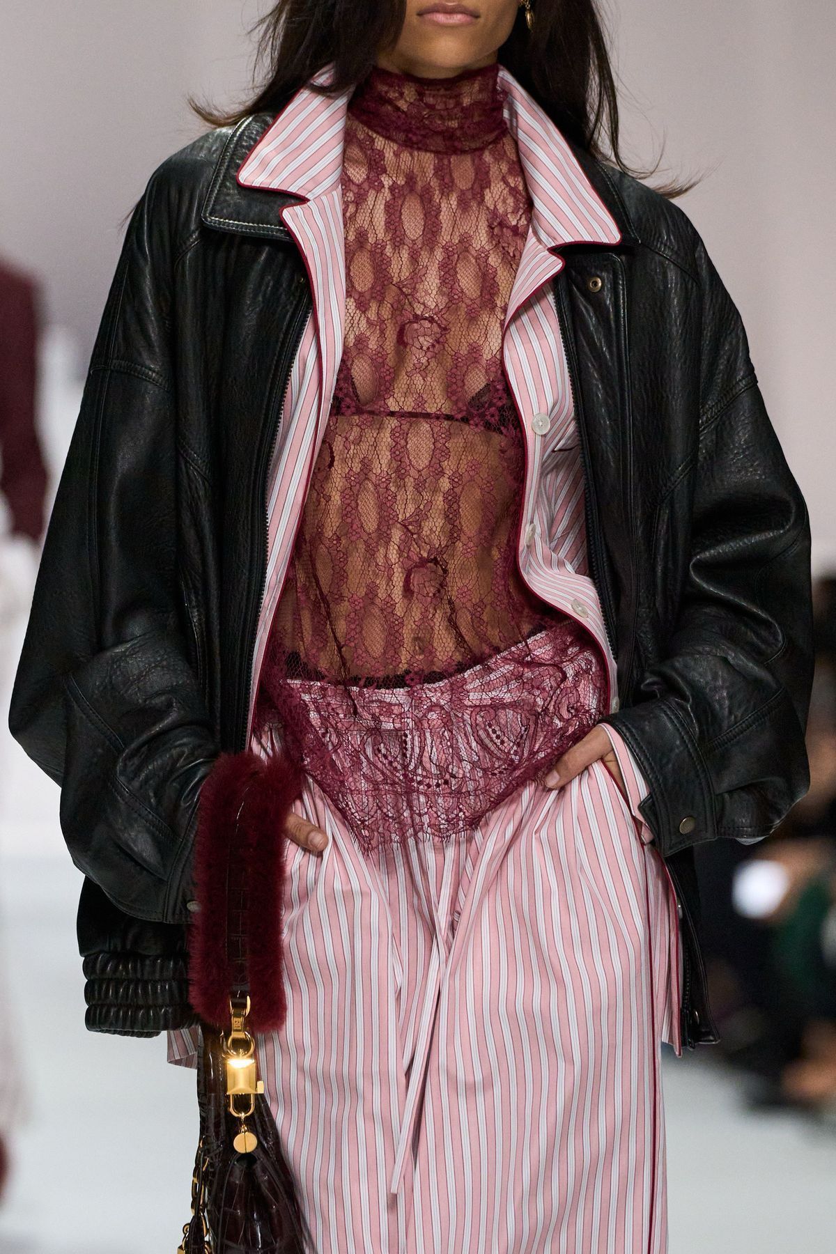 Maximalismo - Dolce Gabanna 2026 • Divulgação