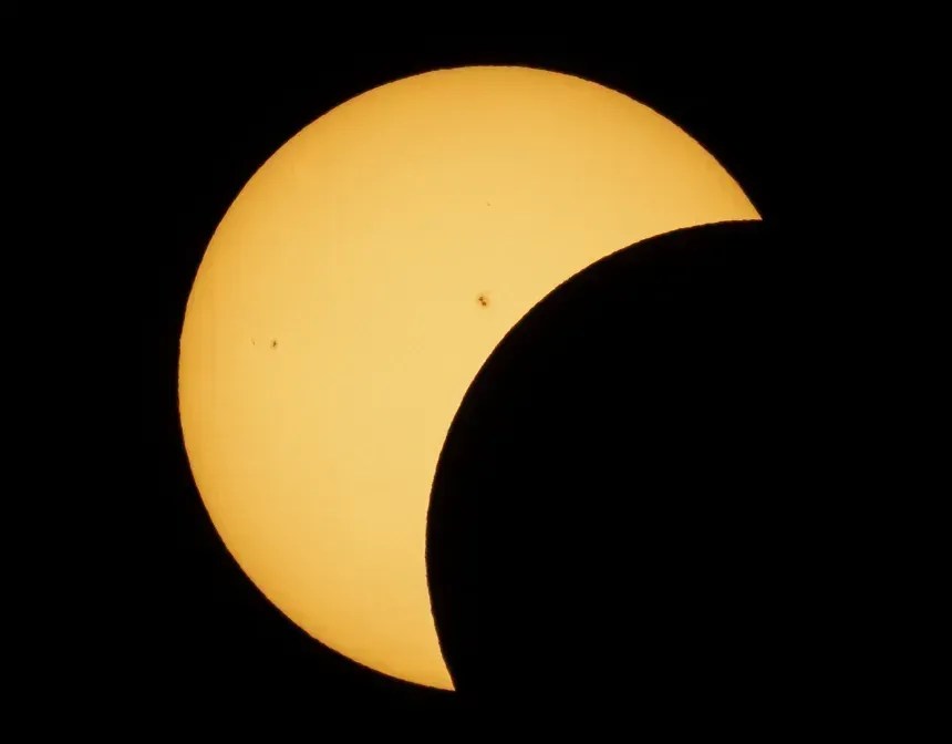 Um eclipse solar parcial será visível no céu de Dallas em 8 de abril de 2024 • Keegan Barber/NASA