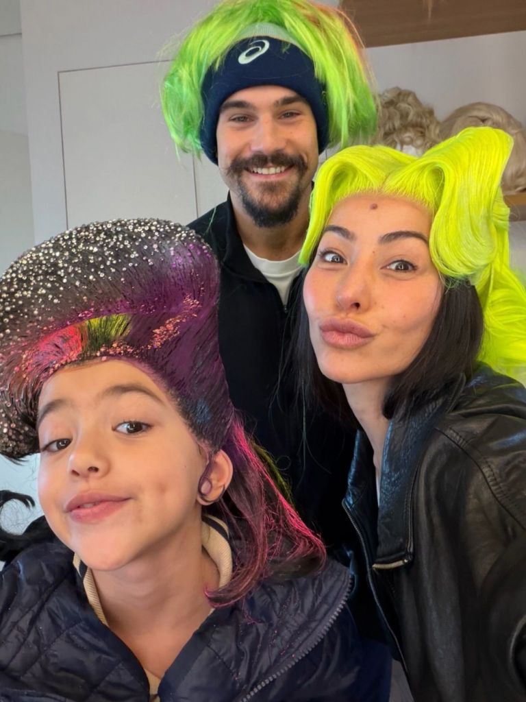 Nicolas Prattes, Sabrina Sato e a filha, Zoe