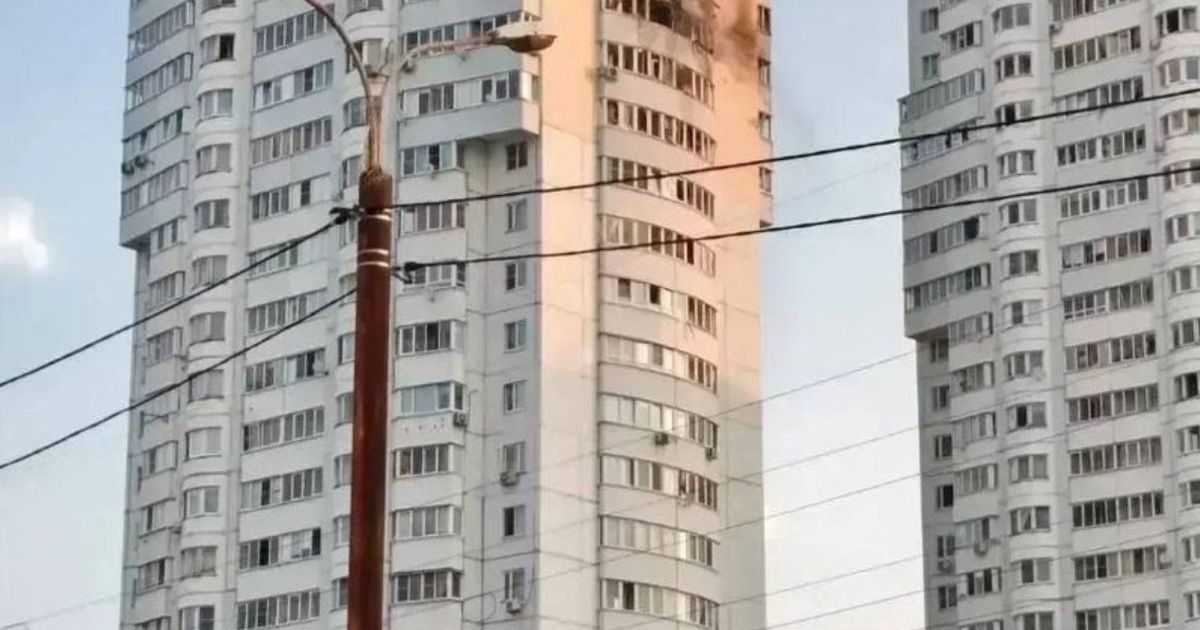 Ataque russo com mísseis balísticos atinge Kiev e provoca incêndios