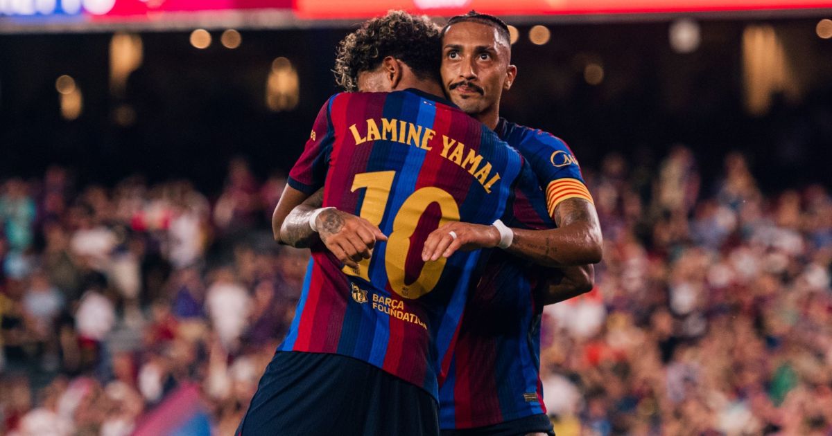 Com gol de Raphinha, Barcelona vence Al-Ahly e conquista Troféu Joan Gamper