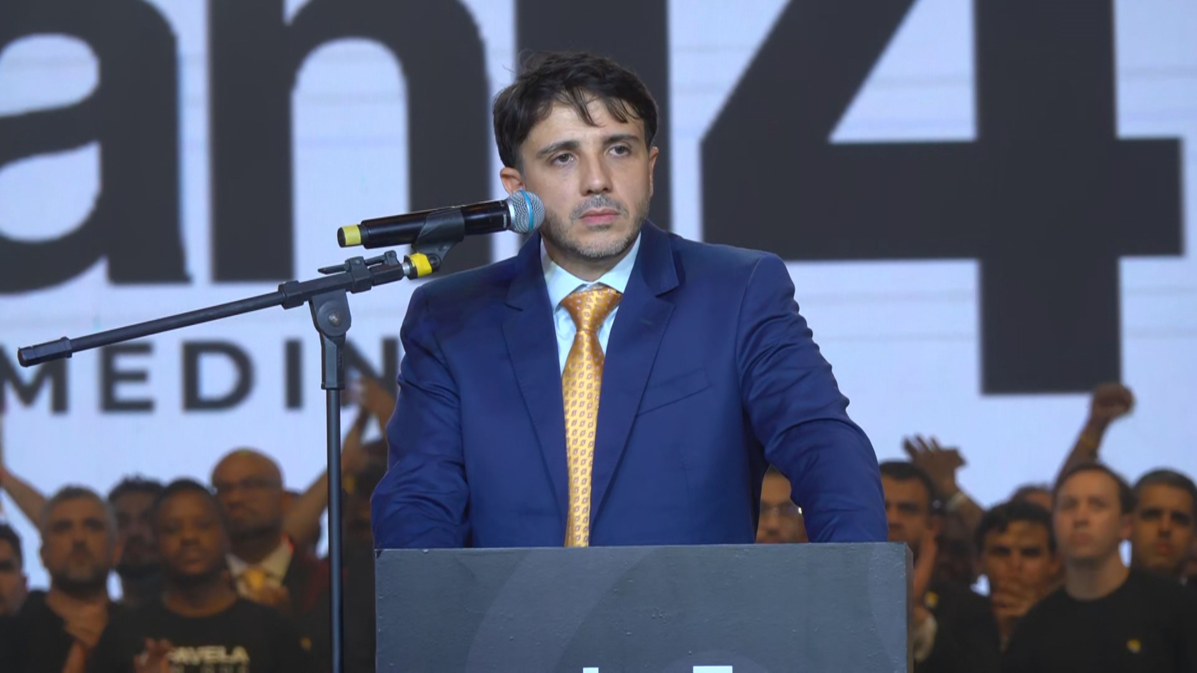 Candidato à Presidência pelo Missão, Renan Santos, participa de evento do partido em São Paulo