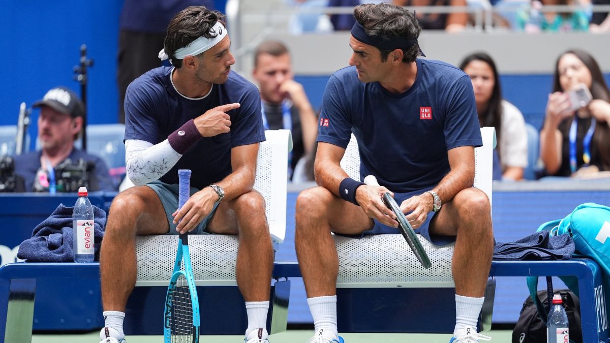 Com Serena, Alcaraz volta a jogar após 4 meses; horário e onde assistir
