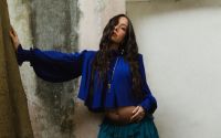 Sabrina Sato abre novo álbum de fotos com barriguinha de grávida; veja