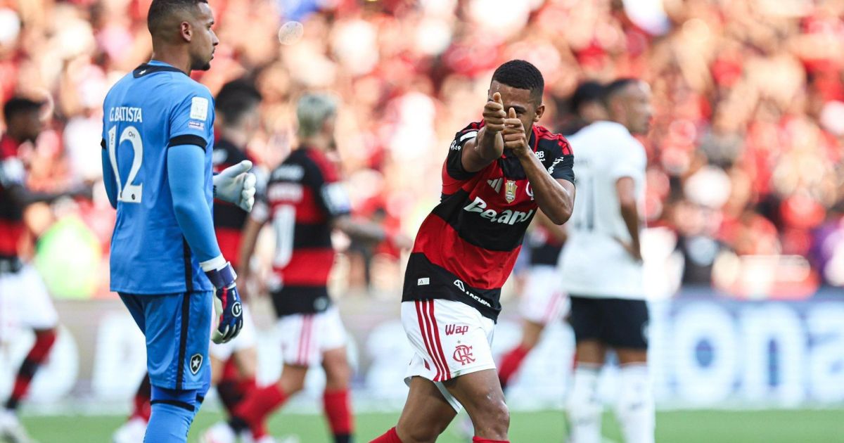 Flamengo 3 x 0 Botafogo: os melhores momentos do clássico pelo Brasileiro