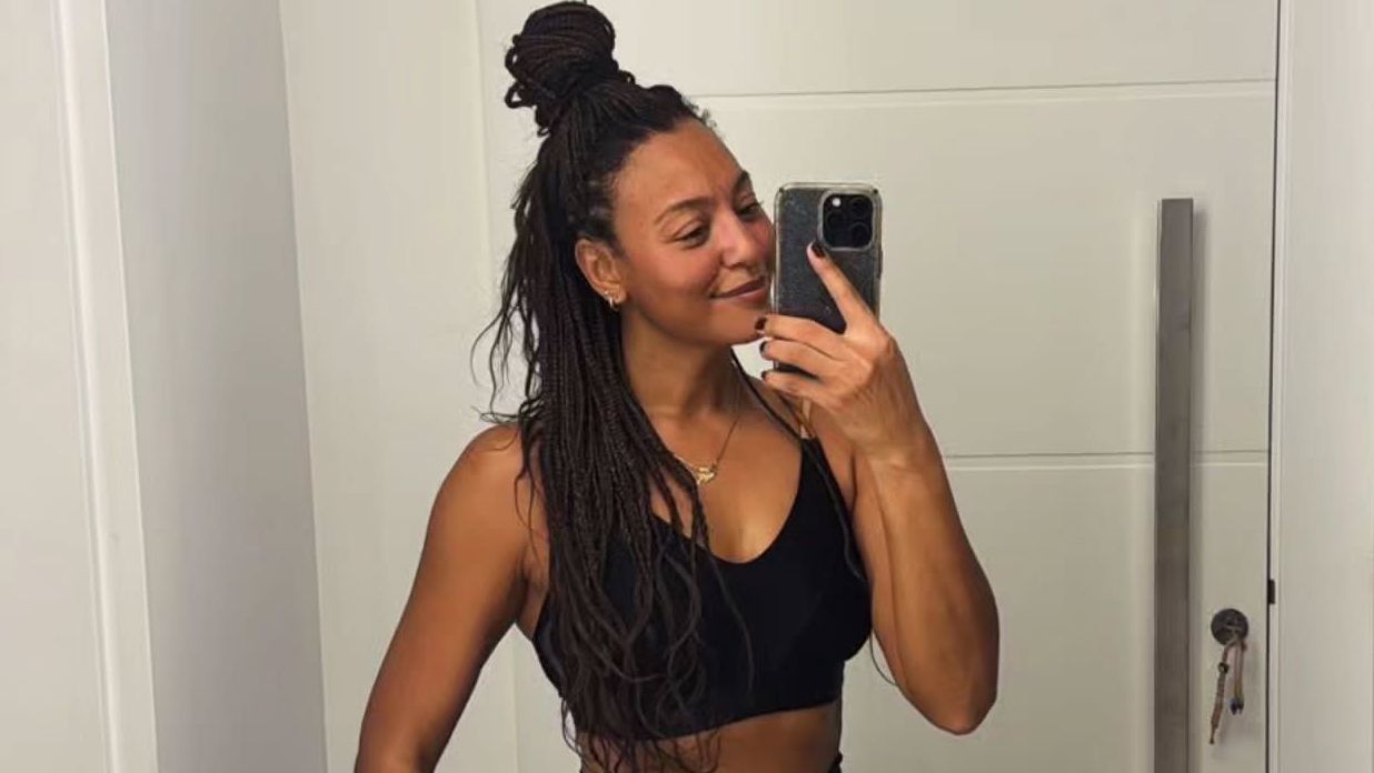 Atriz se mantém ativa em meio às gravação de novela da sete
