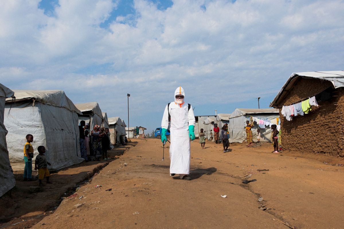 Ebola avança no Quênia apesar de esforços de prevenção e acende alerta
