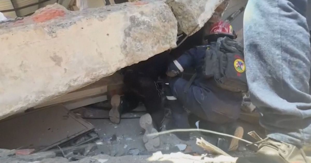 Terremoto na Colômbia: Equipes procuram pessoas presas em escombros