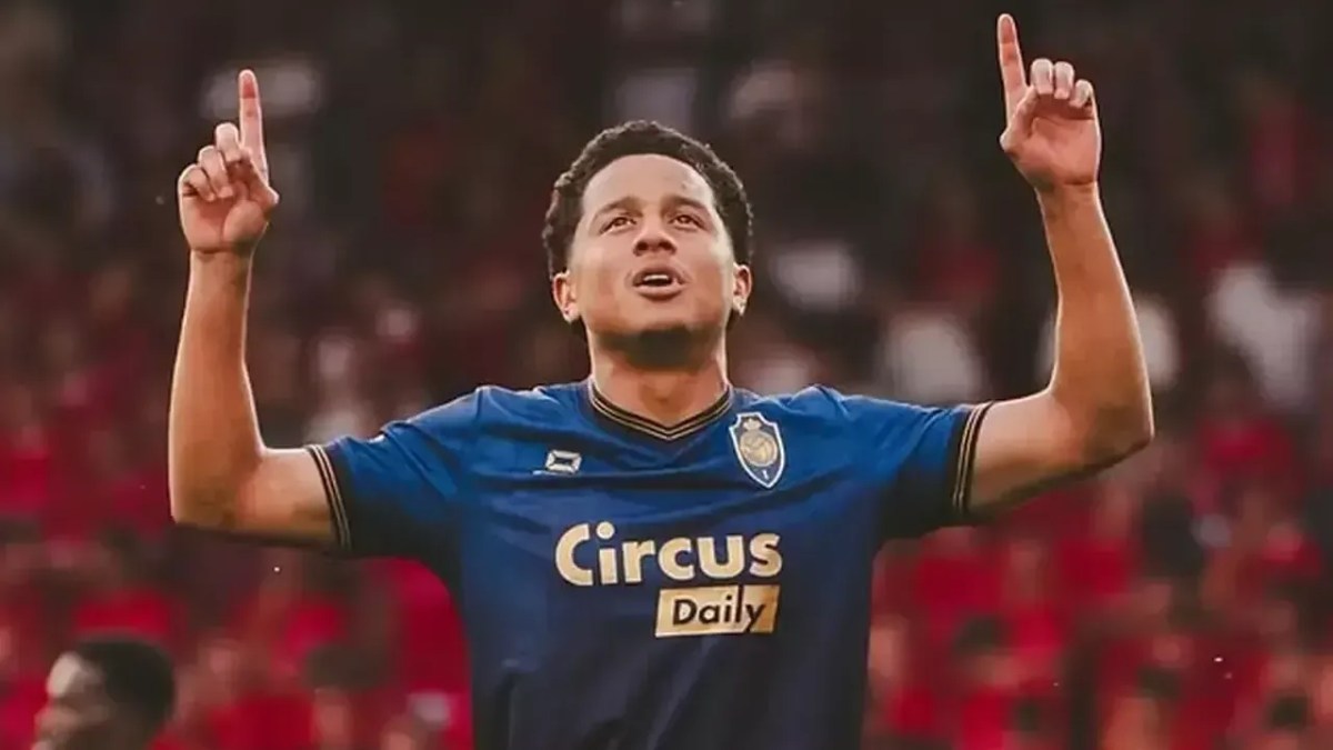 Flamengo anuncia contratação do atacante Anthony Valencia