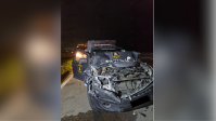 Viatura bate em caminhão durante transporte de presos em SP
