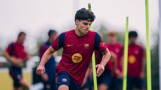 Quem é Xavi Espart, jovem promessa do Barcelona que carrega nome de ídolo
