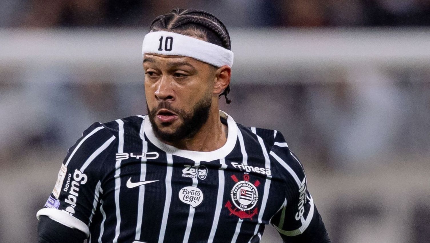 Corinthians: Memphis fala sobre condição física e cobra ajuda do elenco