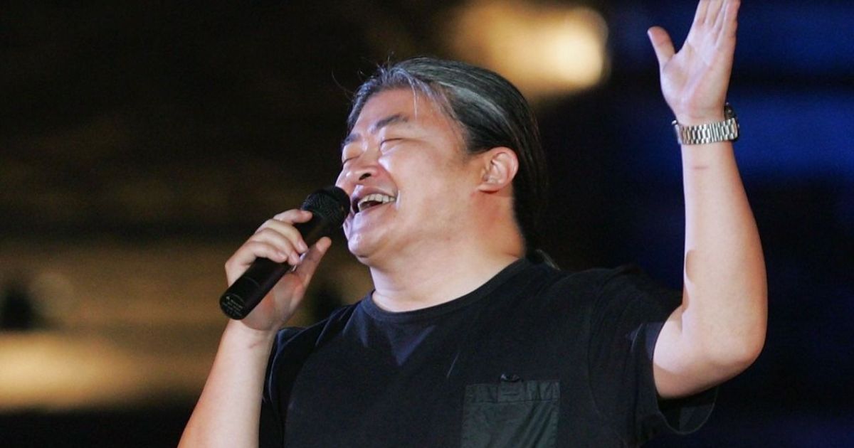 Liu Huan em performance na cerimônia de abertura dos Jogos Olímpicos de Pequim 2008