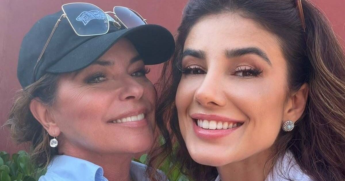 Amigas de longa data, Paula Fernandes reencontra Shania Twain: “Referência”