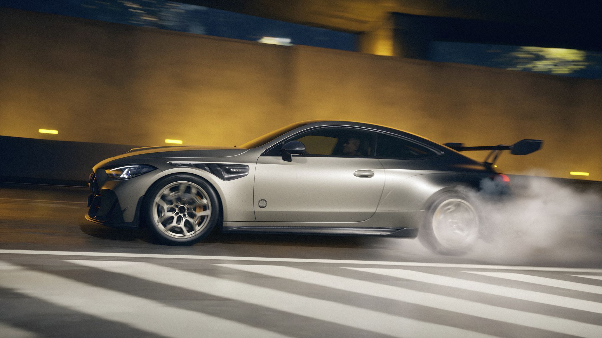 Mercedes-AMG CLE 646 Spezialanfertigung marca retorno do V8 e da tração traseira, com apenas 30 unidades já esgotadas • Mercedes-Benz AG