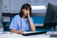 Por que 2 em cada 3 estudantes de medicina relatam sintomas depressivos?