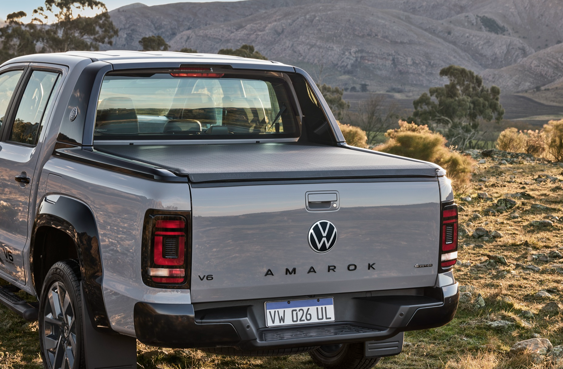 Volkswagen Amarok V6 Unlimited marca fim da primeira geração no Brasil • Divulgação