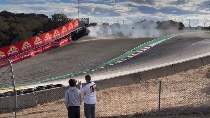 F1: chefe da Ferrari pode sair após atrito entre Leclerc e Hamilton