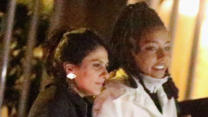 Alice Carvalho e suposta namorada são flagradas no RJ; veja fotos