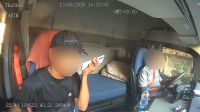 Vídeo: adolescente é apreendido após roubo de carga avaliada em R$ 500 mil