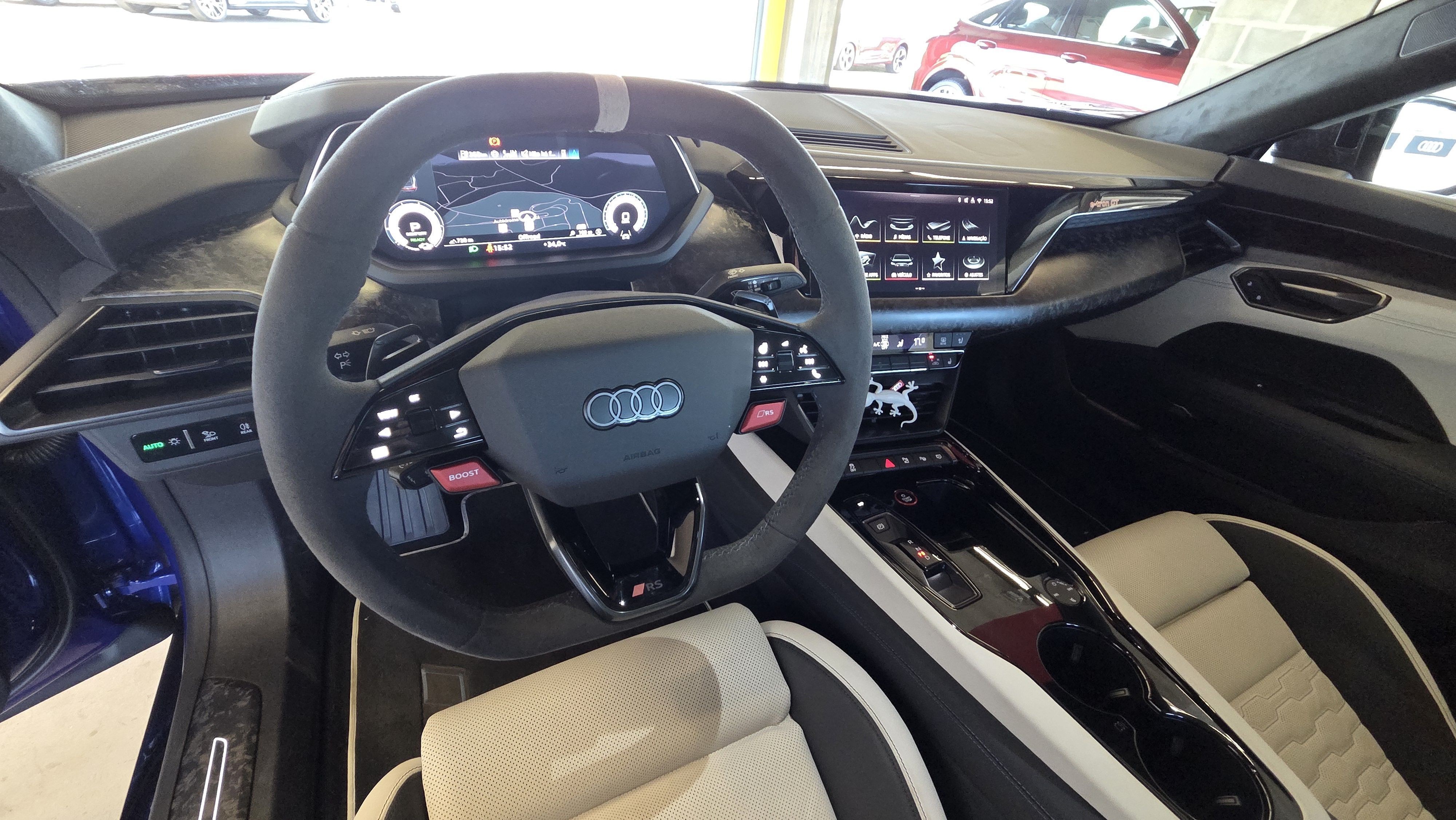 RS e-tron GT Performance é a versão mais potente já produzida em série pela Audi • Thiago Ventura/CNN