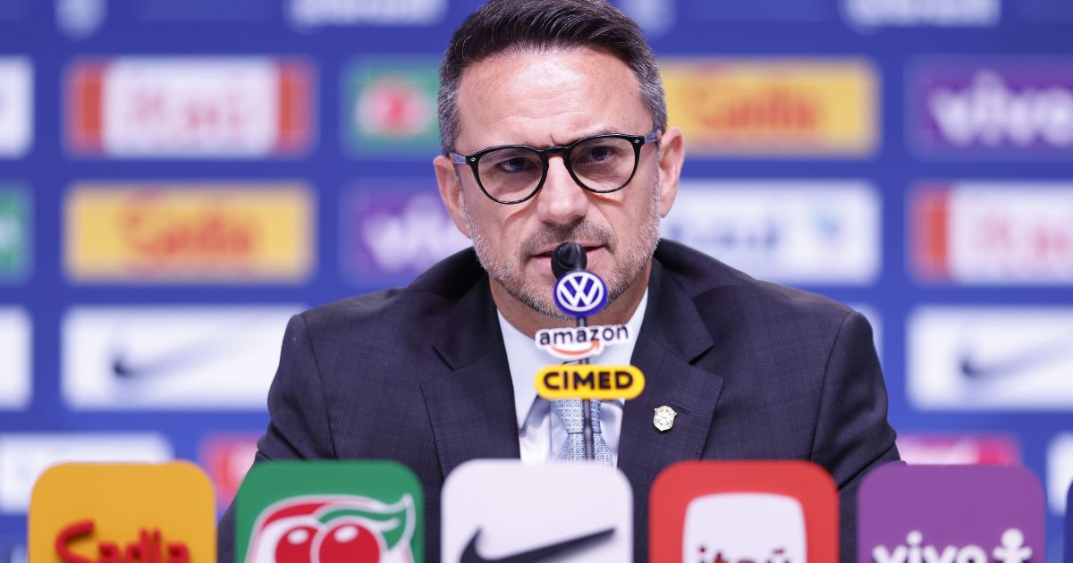 Caetano analisa impacto da turbulência política na CBF em resultado na Copa