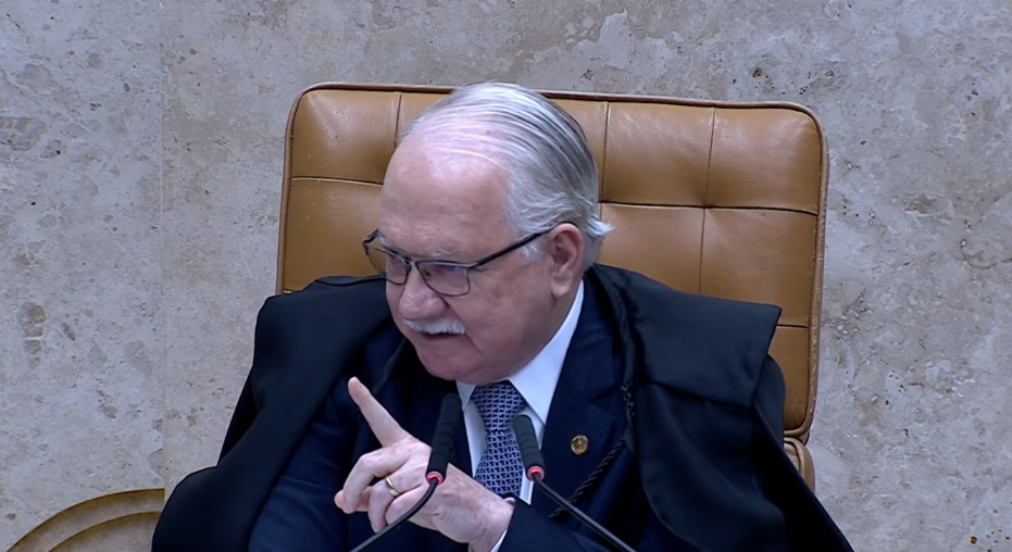 Presidente do Supremo Tribunal Federal, Edson Fachin em Sessão Extraordinária • Reprodução/TV Justiça · • Reprodução/TV Justiça