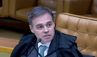 Mendonça determina que CUT apague postagens com críticas a Flávio Bolsonaro