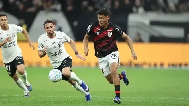 Athletico-PR ganha reforço para o Brasileirão