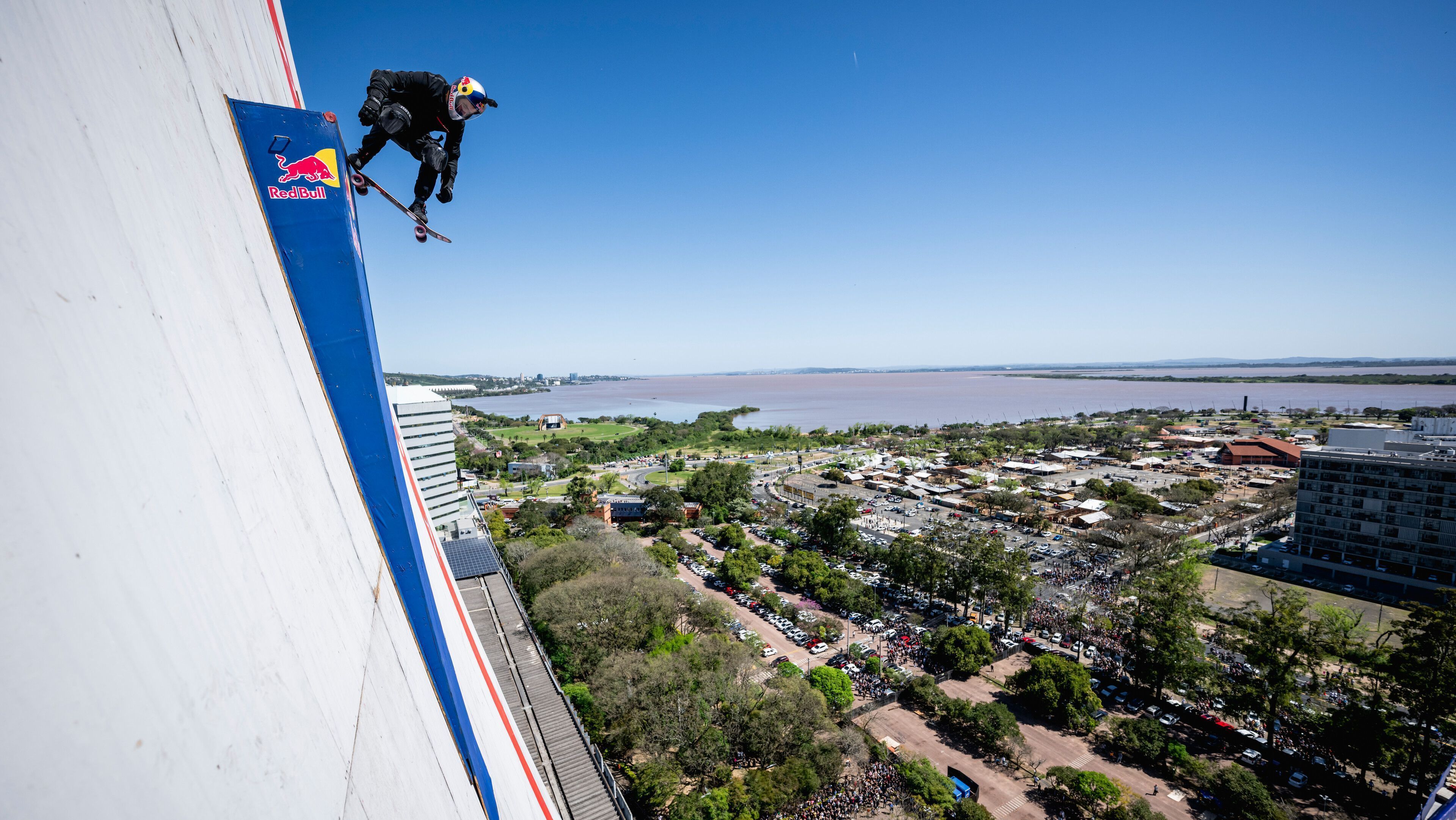 Sandro Dias no Red Bull Building Drop em Porto Alegre