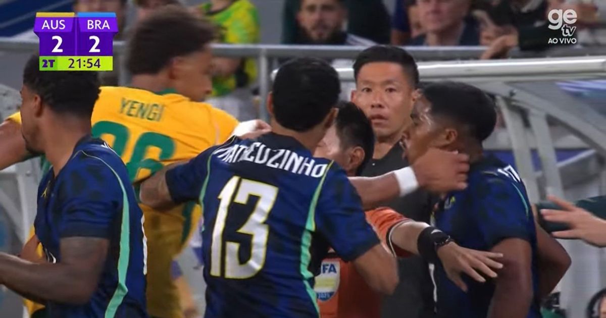 Endrick recebe “tapa na cara” em amistoso da Seleção contra a Austrália