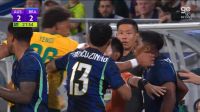 Endrick recebe "tapa na cara" em amistoso da Seleção contra a Austrália
