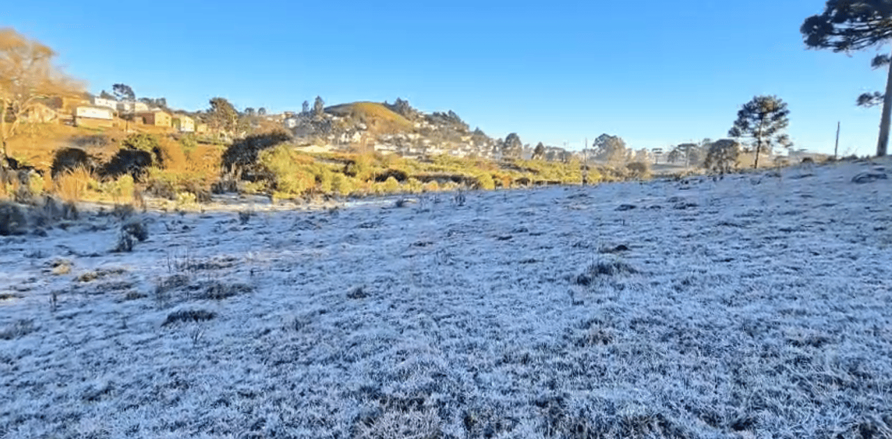 Massa de ar polar mantém frio intenso e risco de geada no Sul do Brasil