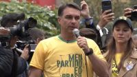 "Consórcio de Lula com Moraes vai acabar", diz Flávio em ato na Paulista