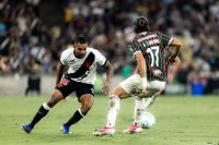 Fluminense aponta erros em clássico com o Vasco e repudia "peitada" de juiz