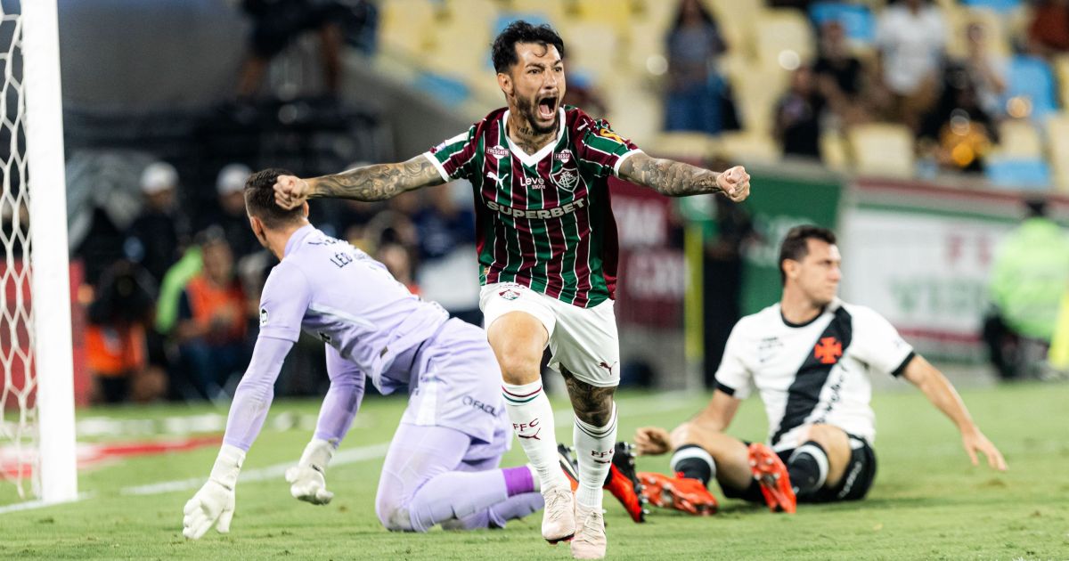 Fluminense derrota Vasco e se mantém na briga por vagas no Brasileirão