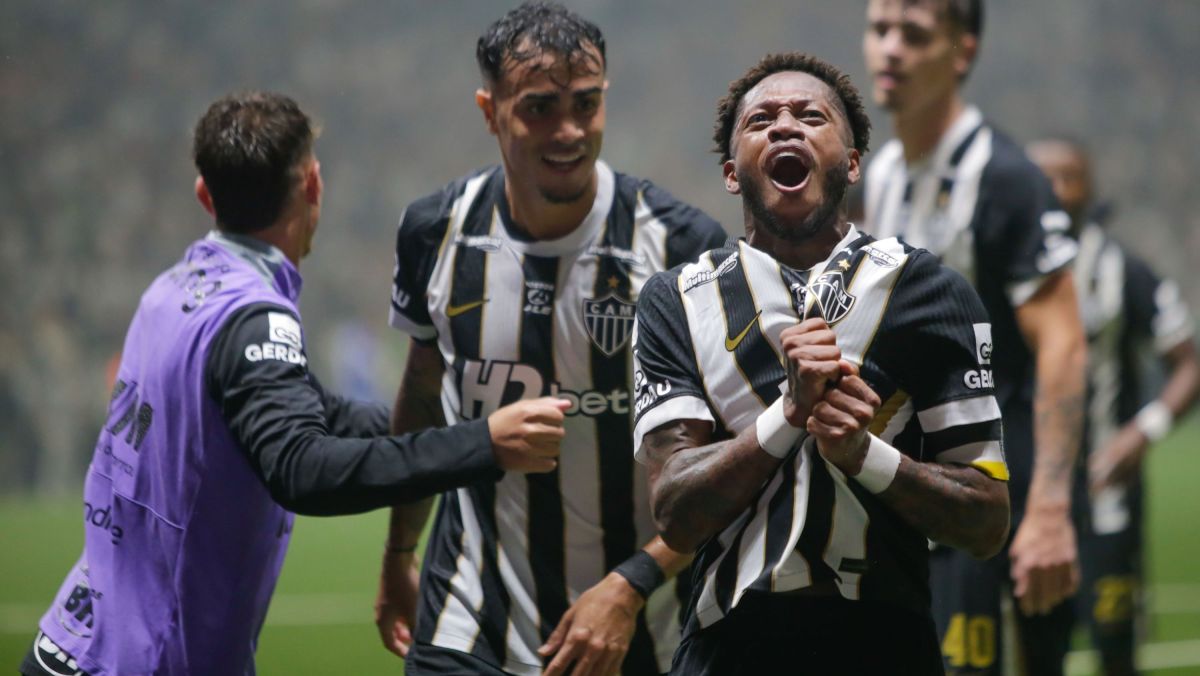 Fred brilha, Atlético-MG vira sobre Cruzeiro e vai à semi da Copa do Brasil