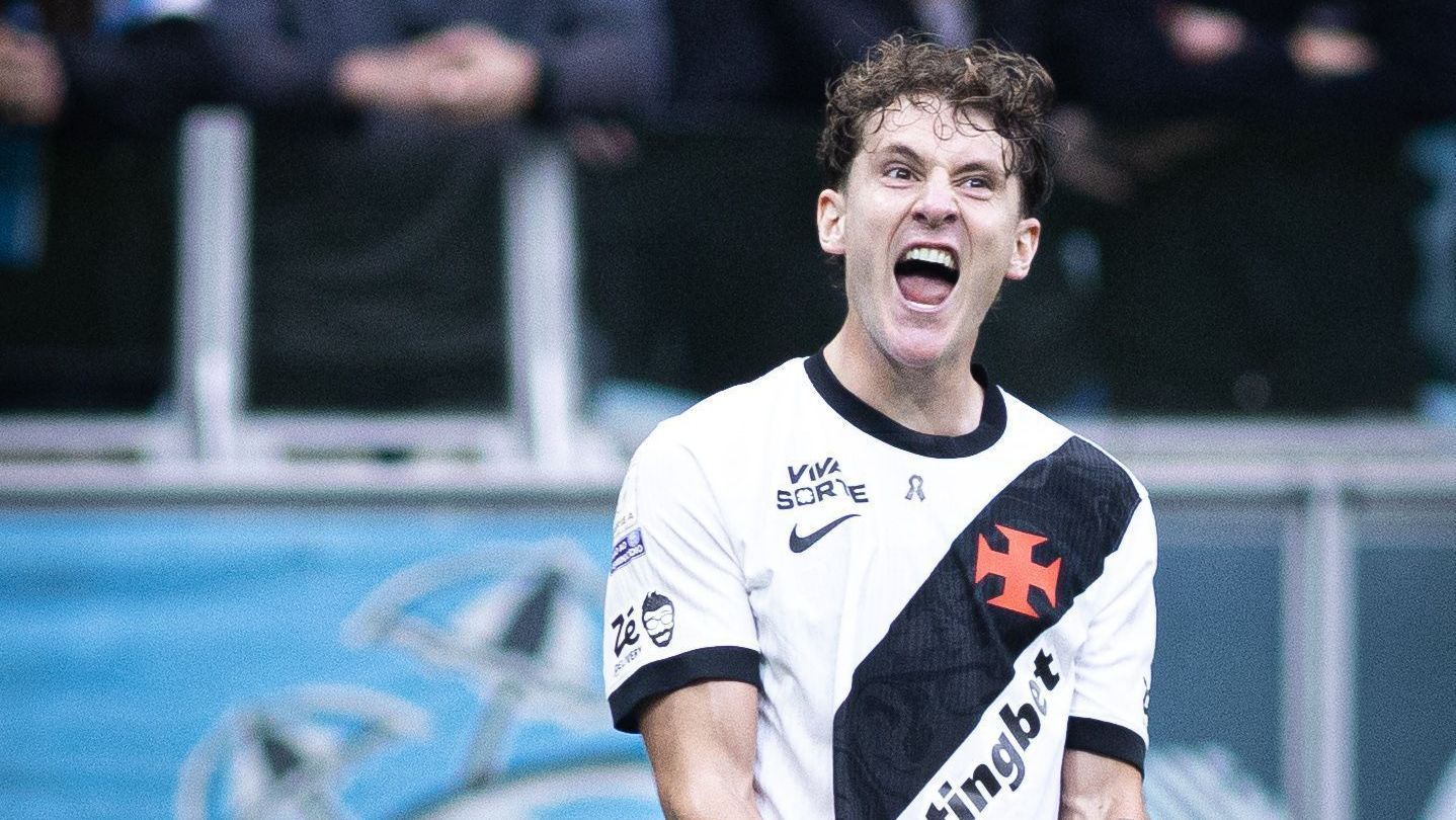 Imagem de destaque do post: Vasco quebra tabu de 20 anos e vence na Arena do Grêmio pela primeira vez