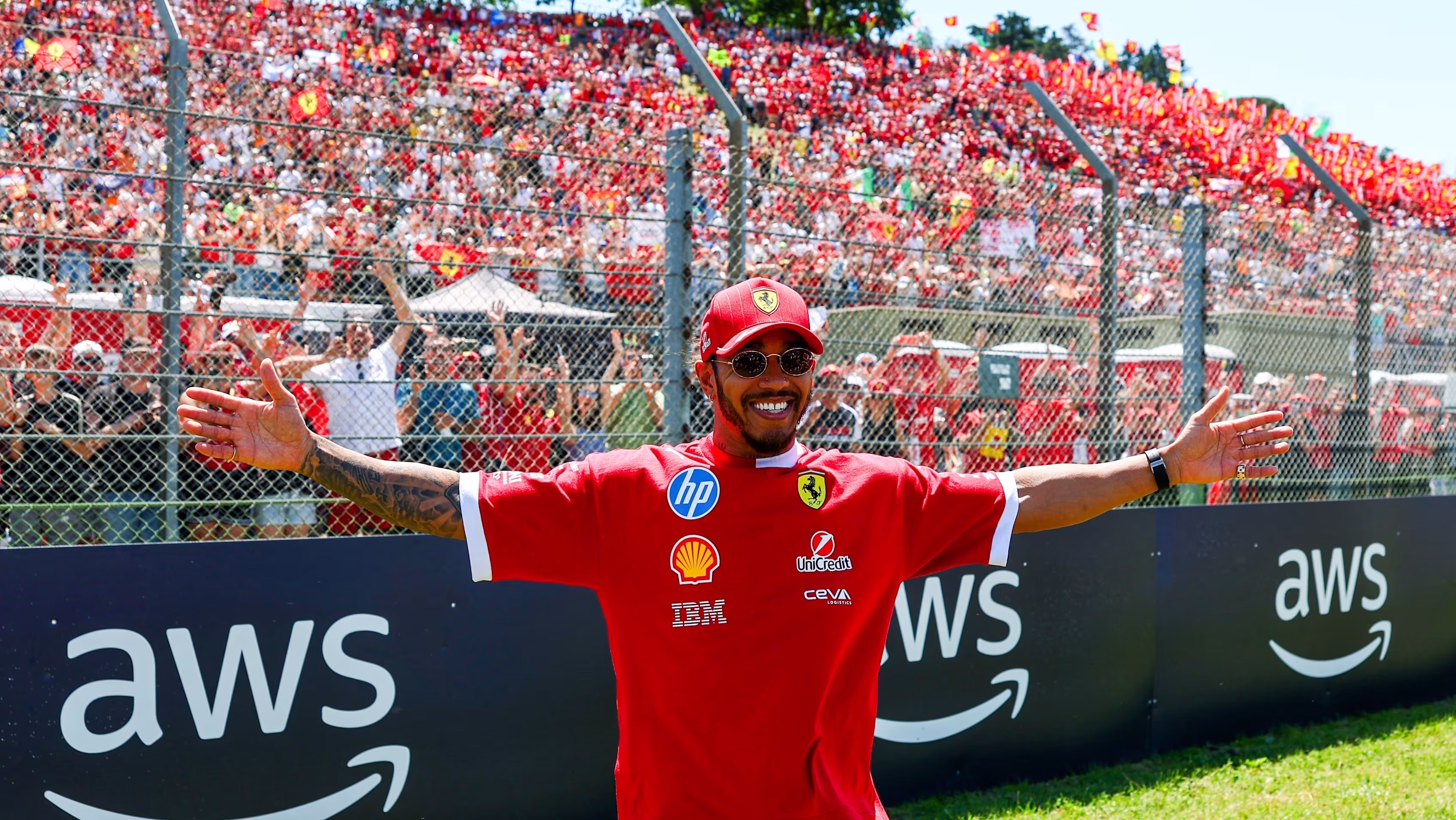 F1: Hamilton busca recorde de Schumacher em dia de homenagens na Itália