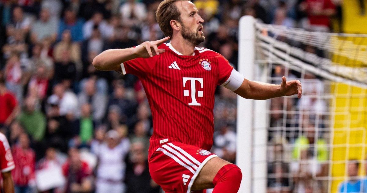 Harry Kane comemorando o gol pelo Bayern de Munique