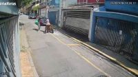 Vídeo: idosa é esfaqueada durante tentativa de roubo no Centro de SP