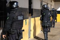Operação apreende 400 celulares em penitenciárias do Brasil
