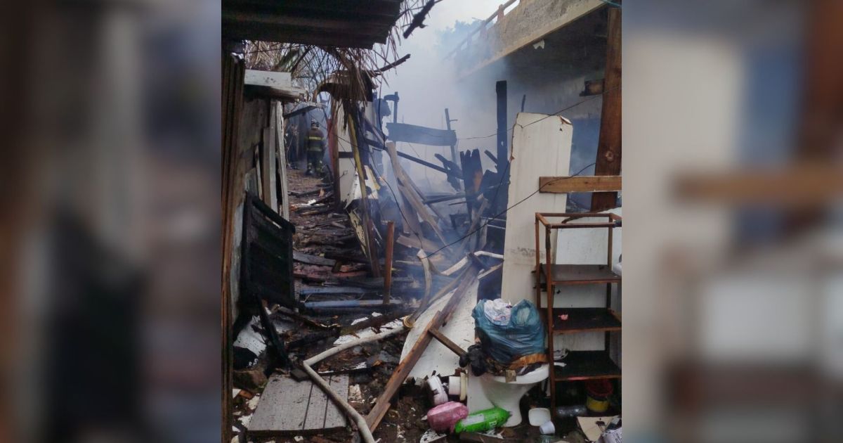Incêndio atinge mais de 25 moradias em comunidade na zona Norte de SP