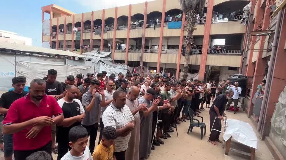 Palestinos se despedem de menino de 3 anos de Gaza morto por projétil de tanque israelense
