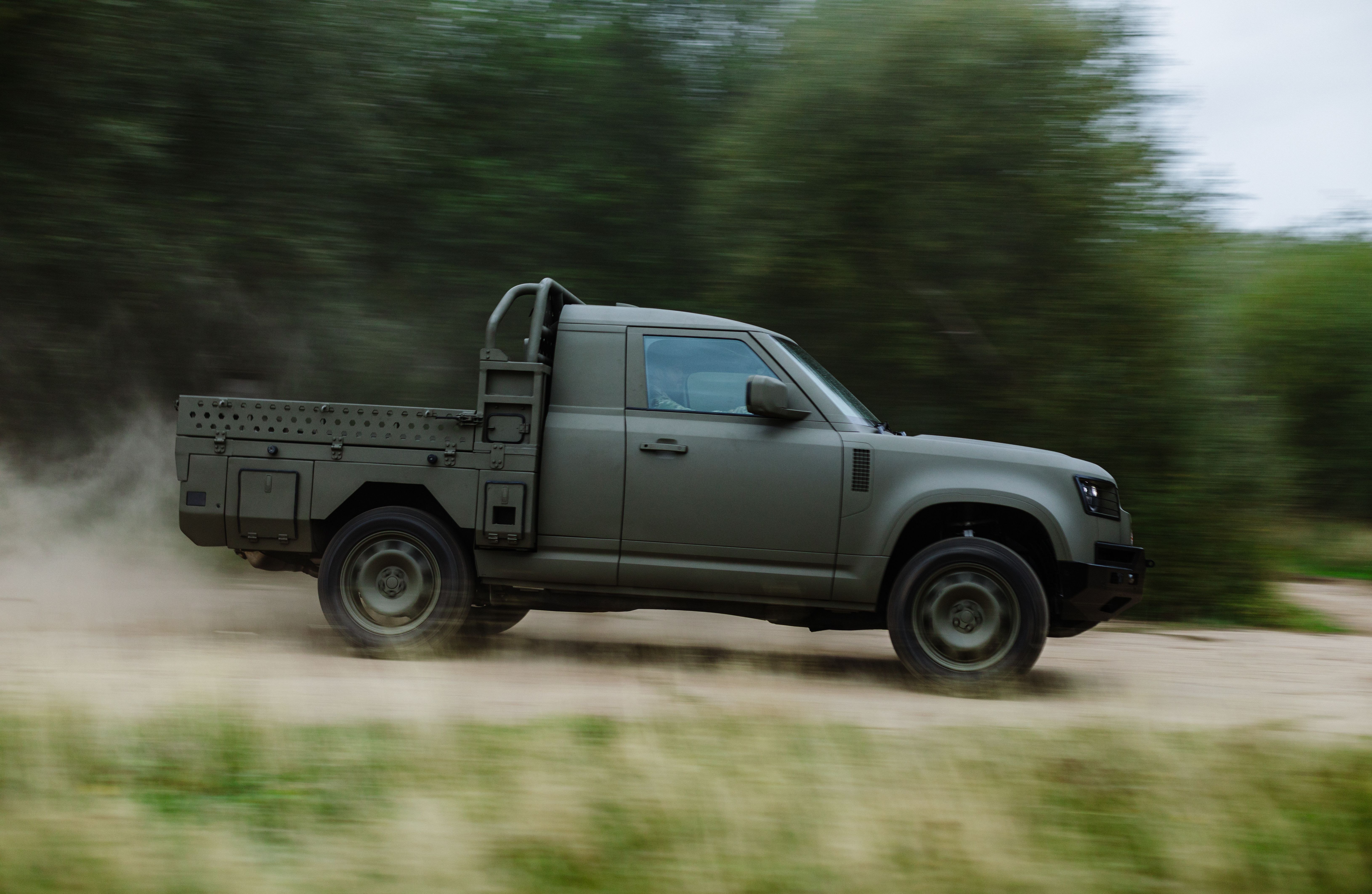 Nova variante da Land Rover Defender Wolf Series II • Divulgação Land Rover