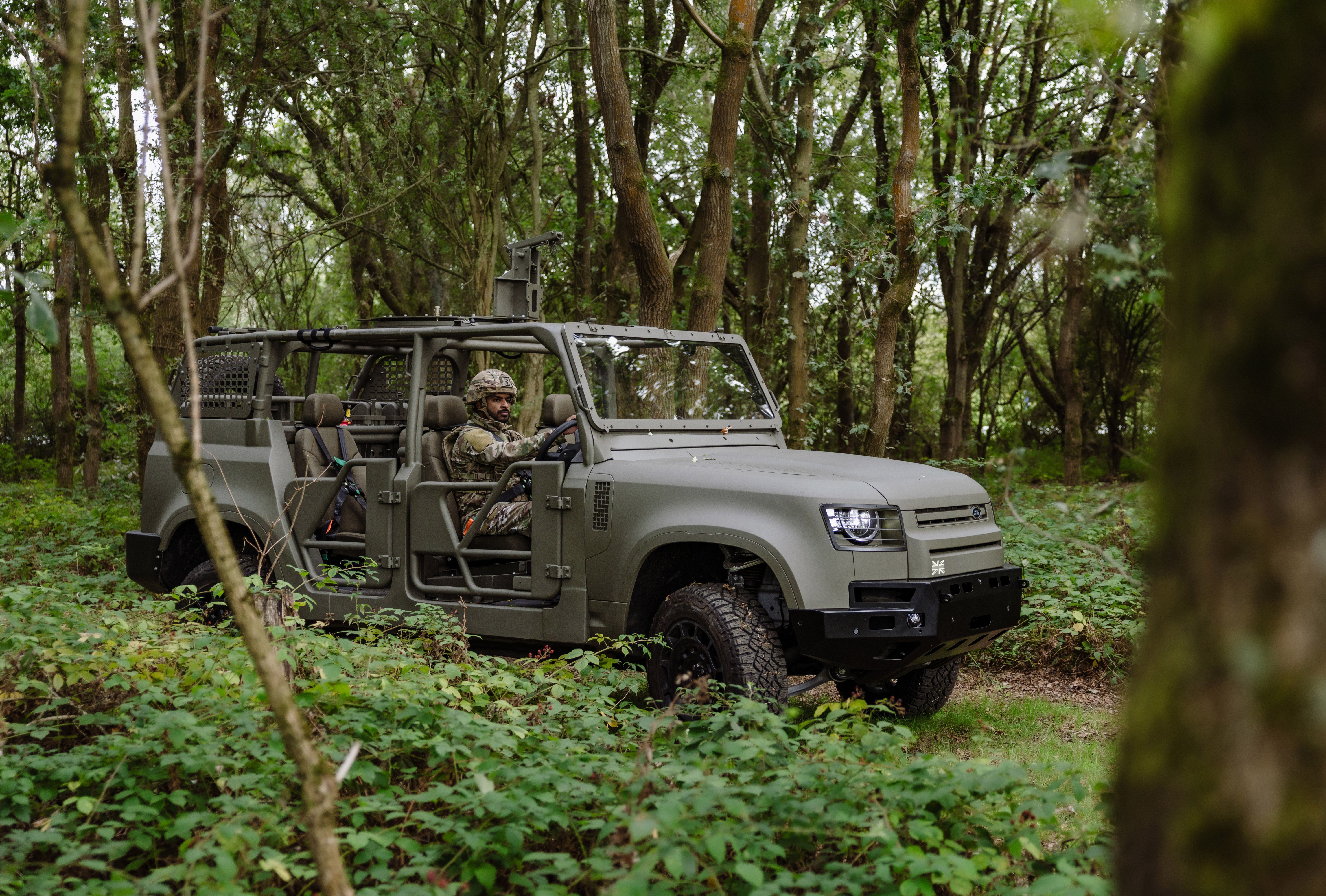 Nova variante da Land Rover Defender Wolf Series II • Divulgação Land Rover