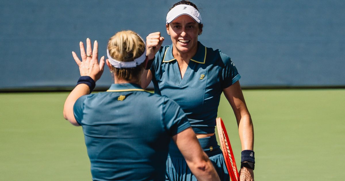 Luisa Stefani e Dabrowski aplicam pneu e avançam às quartas do US Open